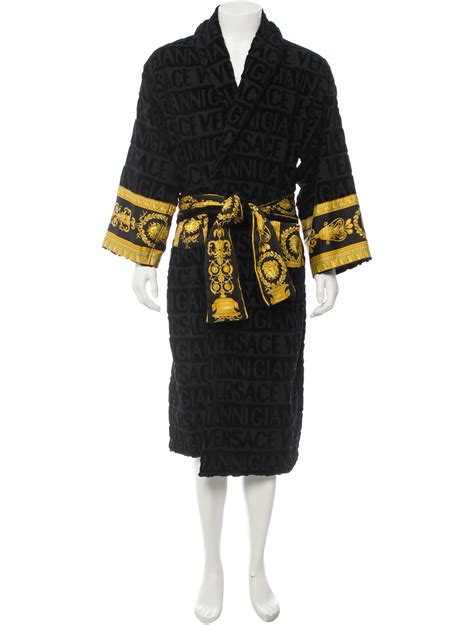 louis vuitton house robe|louis vuitton robes for sale.